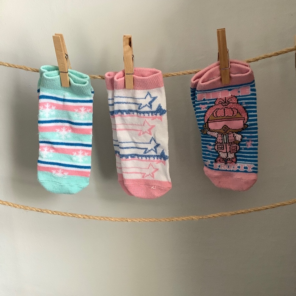 🍭5 For $25! 🍬 NWOT L.O.L  kids ankle socks size 10/12